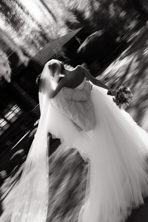 Mariée artistique noir et blanc — Studio Ayra